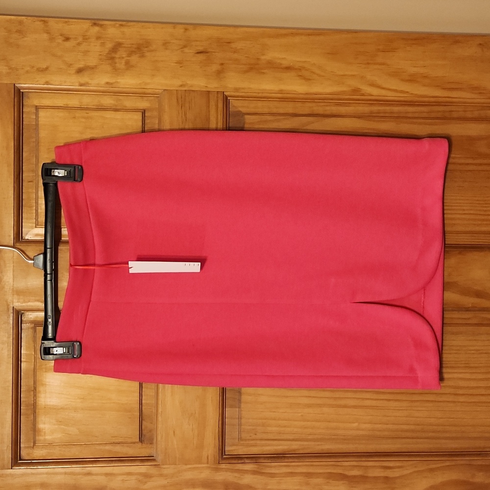 Pink pencil skirt